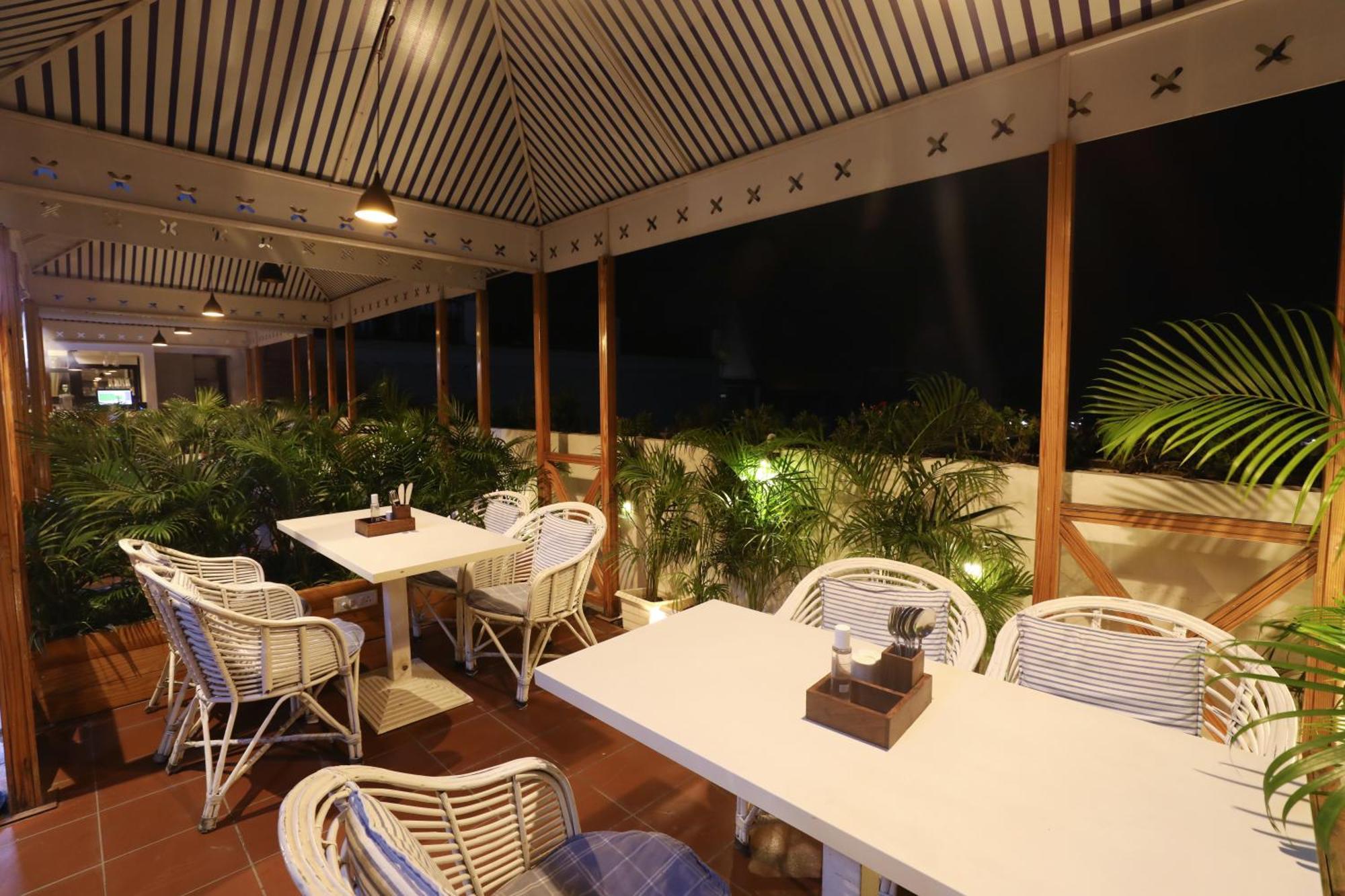 Rudrapur Hotel Le Castle מראה חיצוני תמונה