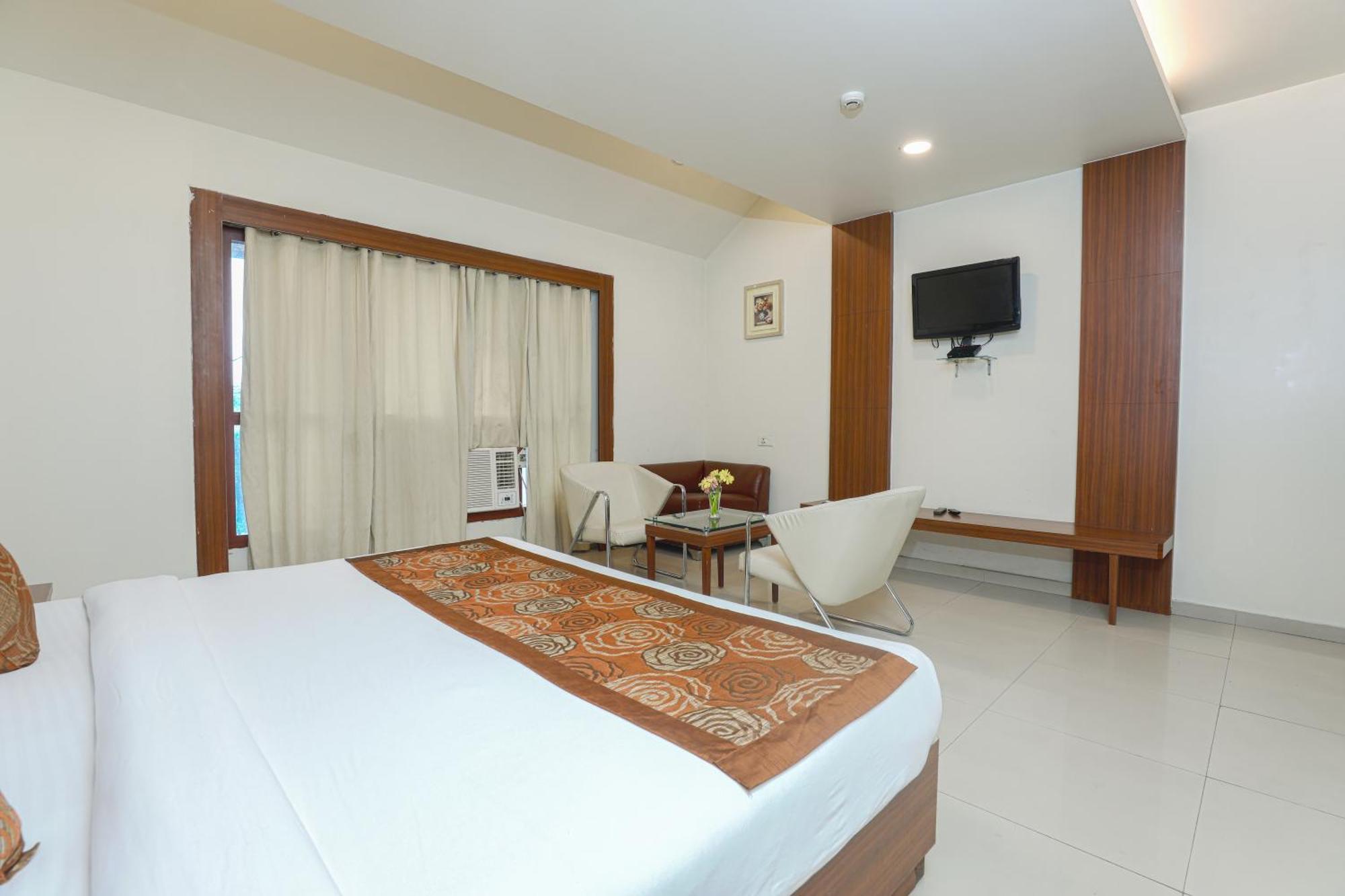 Rudrapur Hotel Le Castle מראה חיצוני תמונה
